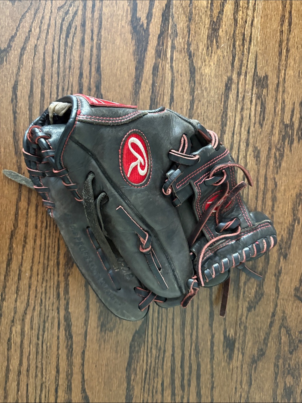 Rawlings Black Glove with Red Accents Baseball Mitt size 11 1/4